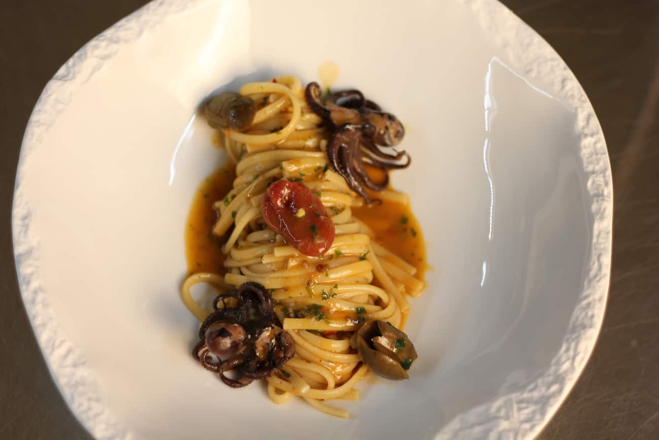 Hausgemachte Pasta mit Meeresfrüchten